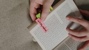 5 Pelajaran Hidup yang Bisa Dipetik dari Novel Ranah 3 Warna