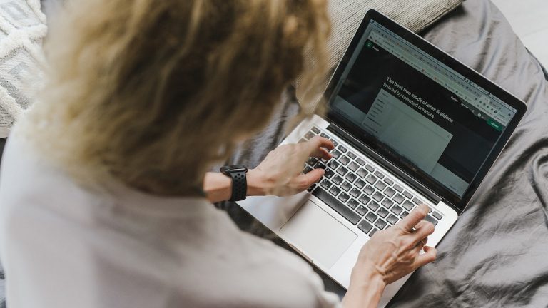 Menulis Novel di Wattpad untuk Penulis Pemula? Ini Dia Caranya!