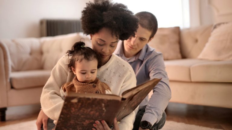 4 tips memilih buku bacaan untuk anak