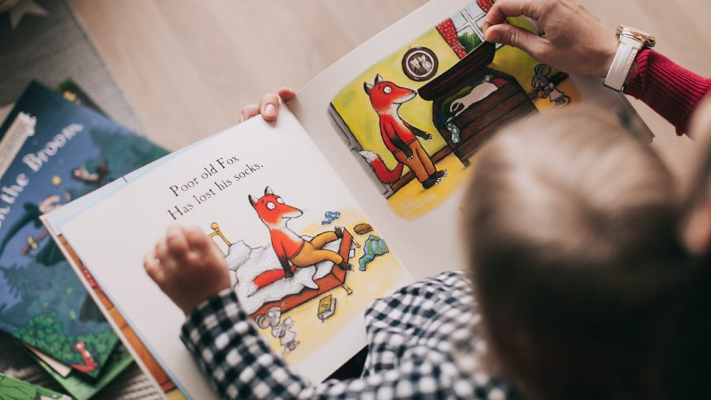 4 Tips Menulis Buku Cerita Anak yang Menarik