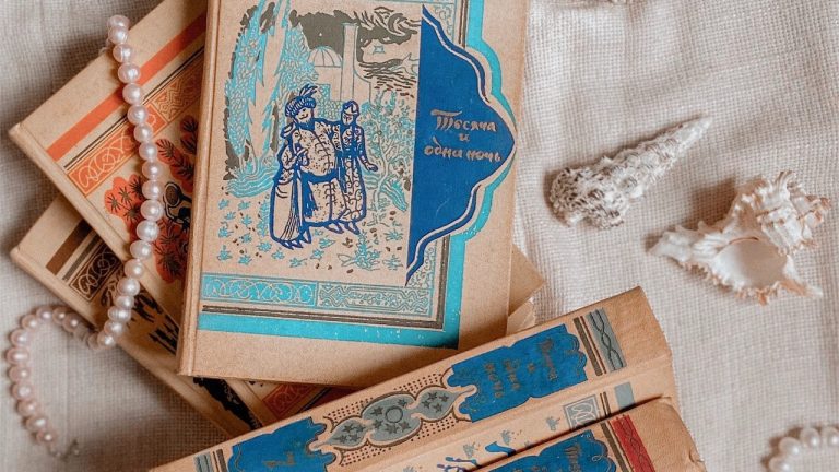 Pesona Novel Klasik yang Wajib Dibaca