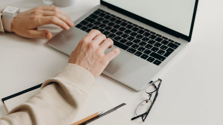 Bersuara Melalui Artikel Opini yang Baik dan Benar