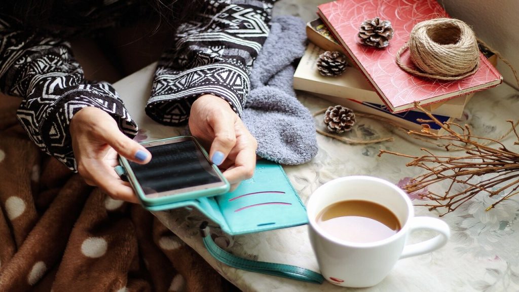 Aplikasi Novel Online yang Menghasilkan Uang, Penulis Pemula Wajib Tahu!