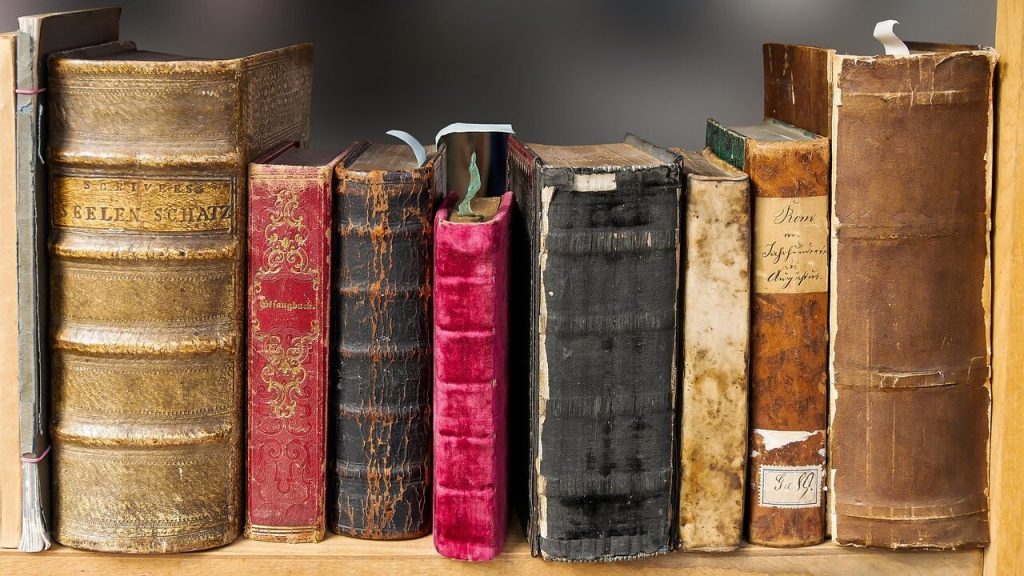Tips Menulis Buku Monograf, Penulis Pemula Wajib Tahu!