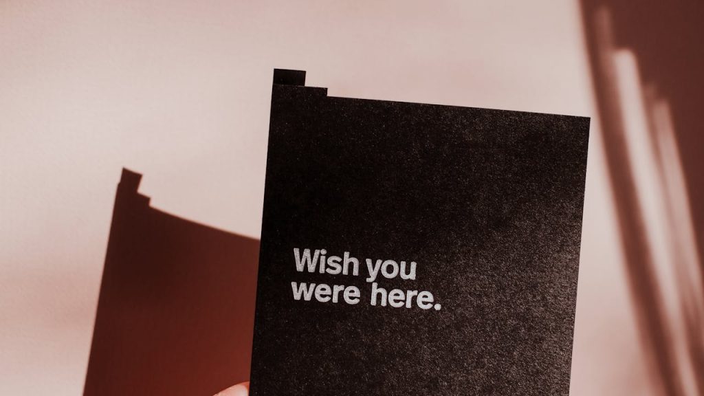 Memahami Tipografi Pada Puisi: Estetika yang Bikin Puisimu Keren