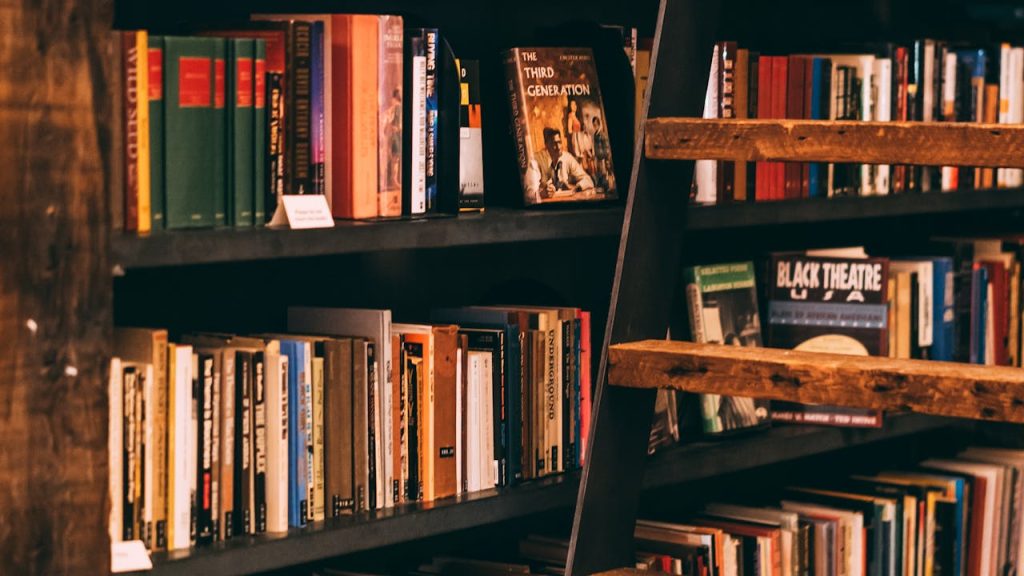 Bagaimana Cara Memahami Watak Tokoh dalam Cerita? Baca Ini!