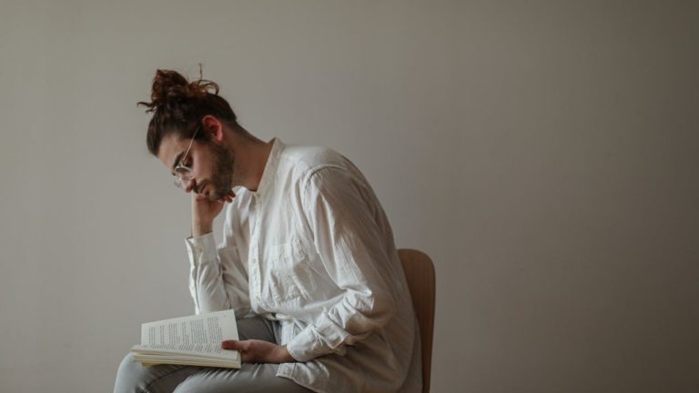 Cara Menerbitkan Buku Sendiri, Panduan untuk Penulis Baru!