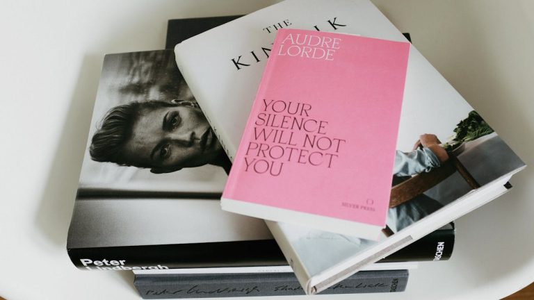 9 Jenis Finishing Percetakan Buku, Tentukan Pilihanmu Sekarang!