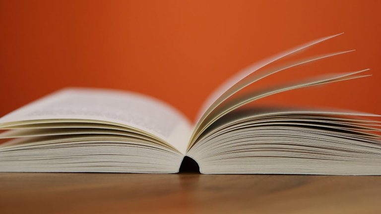 Jenis-Jenis Percetakan Buku Berdasarkan Fungsinya, Yuk Ketahui!