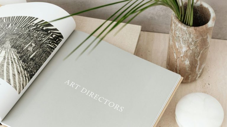 10+ Tips Membuat Desain Layout Majalah yang Keren dan Informatif Beserta Contohnya