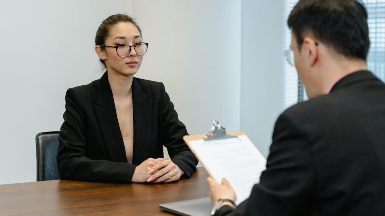 Contoh Deskripsi Diri yang Menarik untuk Anak SMA, SMK dan Mahasiswa