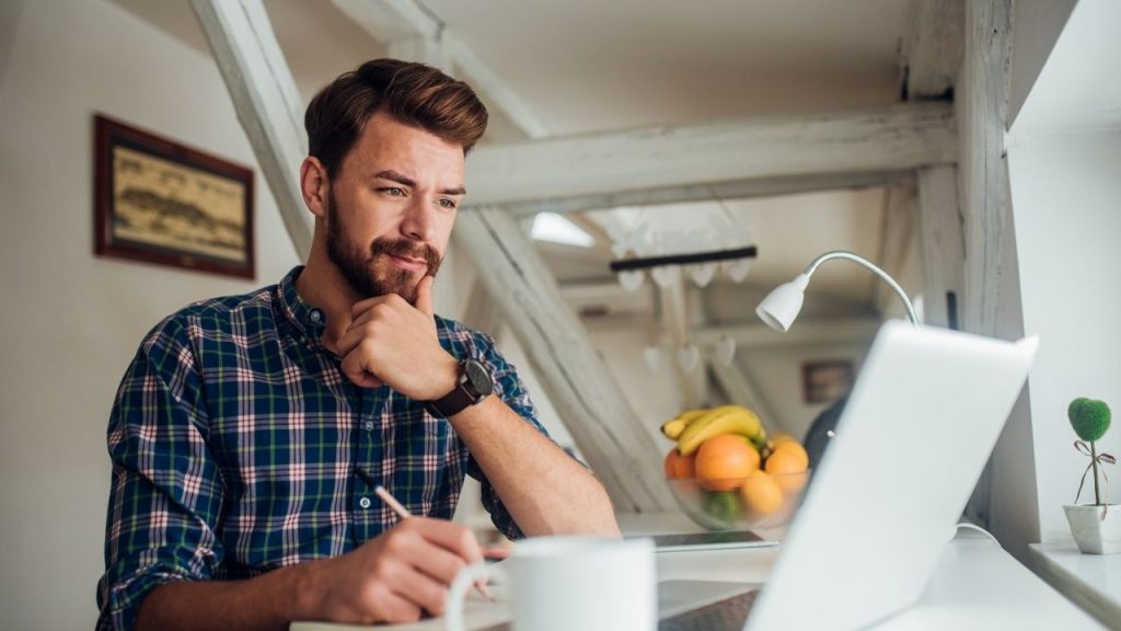 Kupas Tuntas Struktur Teks Resensi dan Tips Membuatnya