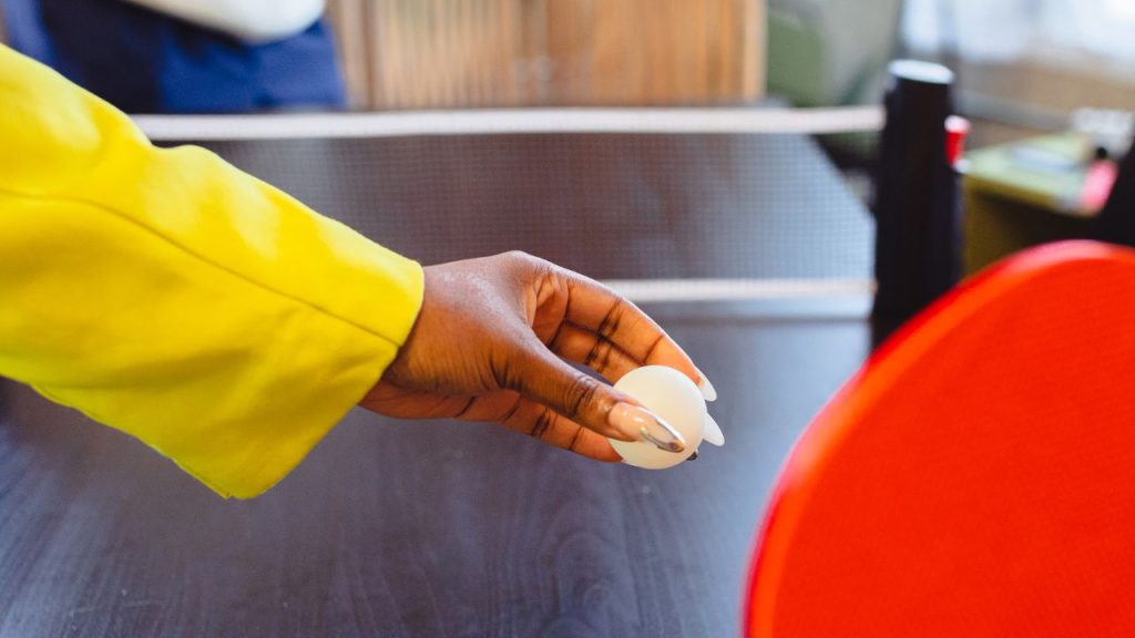 Mengenal Lebih Dekat Olahraga Tenis Meja: Pengertian, Teknik, dan Standarisasi Alat yang Digunakan