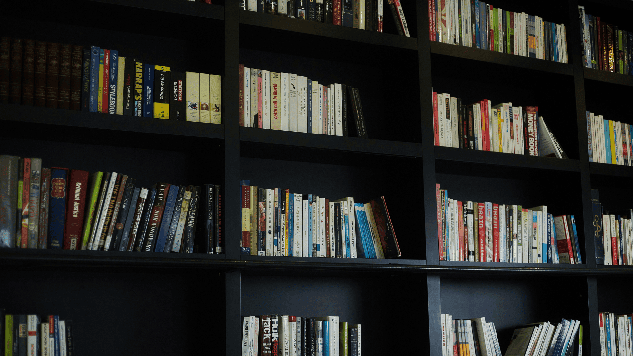 Mengetahui 7 Manfaat ISBN bagi Dosen dan Pengajar