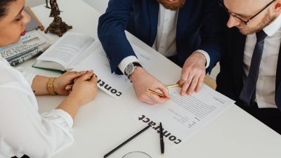 Faktor Penentu Harga Layout Buku yang Perlu Diketahui Penulis