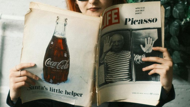 Pengertian Iklan Media Cetak, Ciri, dan Jenis-Jenisnya