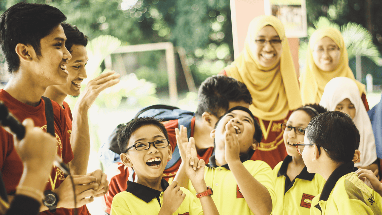 5 Jenis Kompetensi Sosial yang Wajib Guru Kuasai