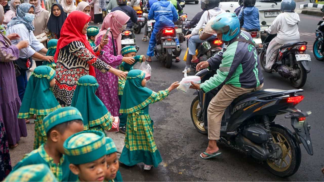 Apa itu Sistem Sosial Pengertian, Jenis, Unsur, Fungsi, dan Contohnya