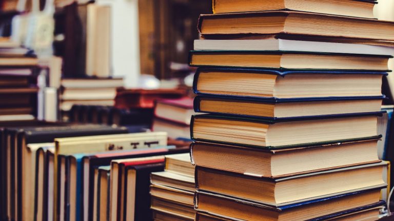 Cara Cetak Buku dengan Harga Terjangkau tapi Hasil Tetap Berkualitas Tinggi